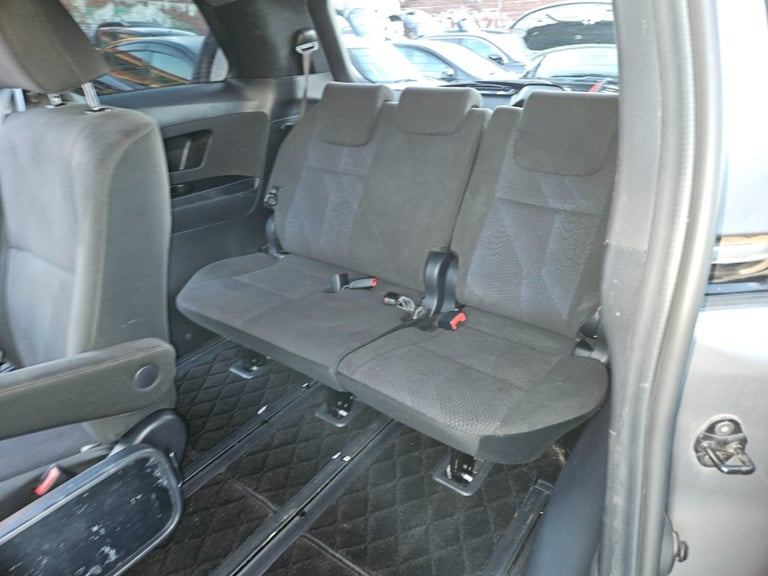 TOYOTA ESTIMA AERAS 2.4 AUTO HYBRID 7 SEATER M.P.V...FRESH IMPORT 71001 MILES