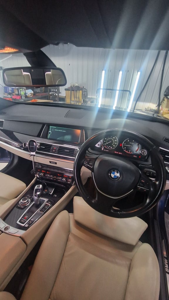 BMW, 5 SERIES, Hatchback, 2010, Semi-Auto, 2993 (cc), 5 doors