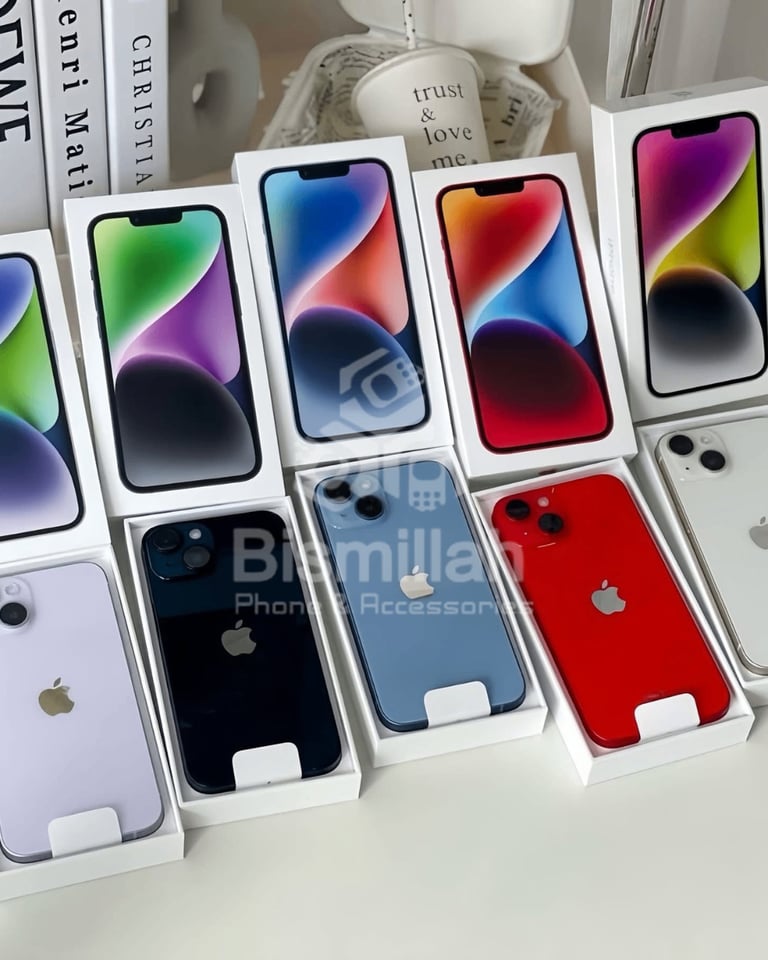 image for IPHONE 14 UNLOCKED BRAND NEW BOX ONE YEAR APPLE WARRANTY 