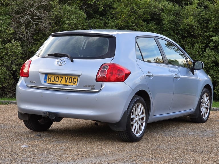 2007 Toyota Auris 1.6 Automatic VVTi TR MM 5dr . 87000 Miles . CHEAP on Fuel. GOOD Car. HATCHBACK...