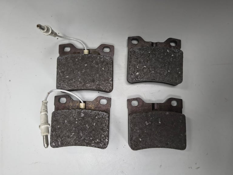 Mercedes Vito Rear Brake Pads A 003 420 00 20