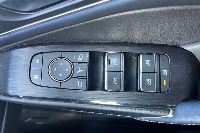 2022 Nissan Qashqai 1.3 DIG-T MH TEKNA 5DR Hatchback Petrol Manual