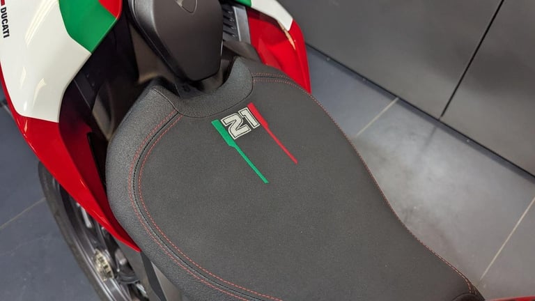 2024 Ducati Panigale V2 955 Euro 5