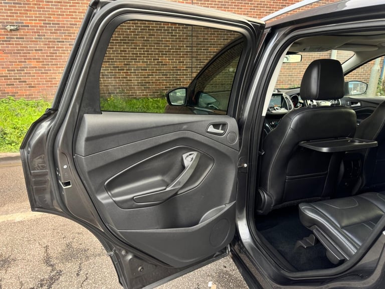 2016 Ford Kuga 2.0 TDCi 180 Titanium X Sport 5dr Powershift HATCHBACK DIESEL Automatic