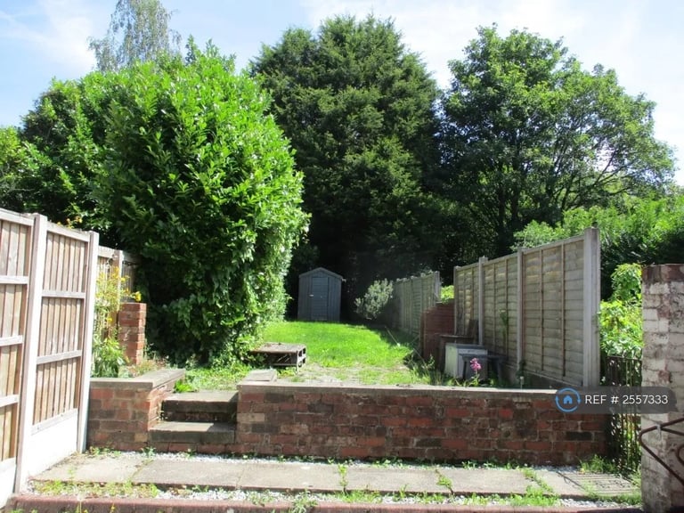 2 bedroom house in Church Street, Westhoughton, Bolton, BL5 (2 bed) (#2557333)