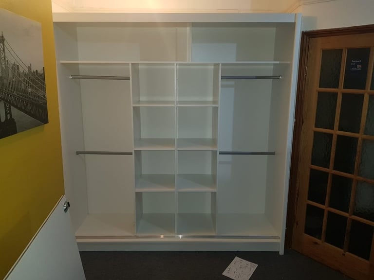 Luxurious Chicago 23 Door Sliding Mirror Wardrobe With ShelfsRails