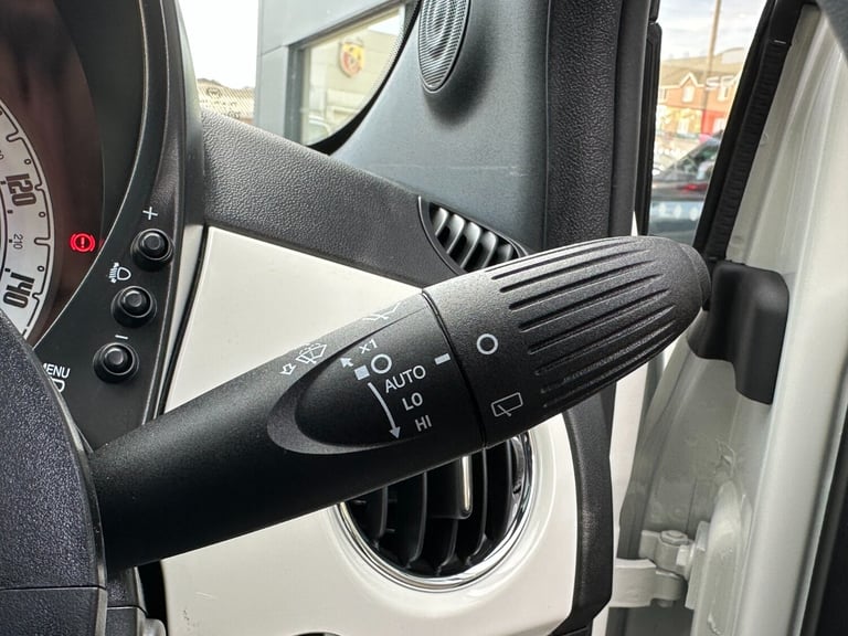 2023 Fiat 500 1.0 Mild Hybrid 3dr HATCHBACK PETROL Manual