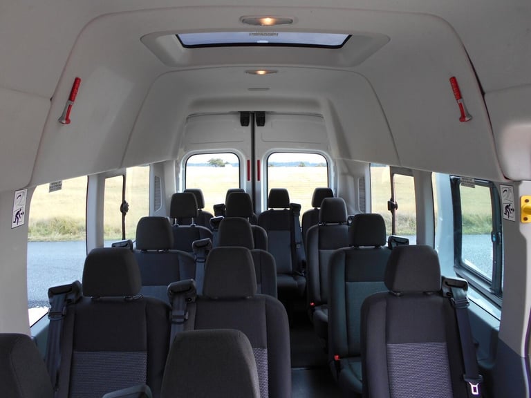 2016 FORD TRANSIT 460 SEVENTEEN SEAT EXTRA LONG WHEEL BASE ( XLWB ) MINIBUS