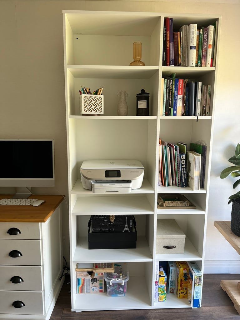 Ikea Bookcase / Shelving Unit / Storage 