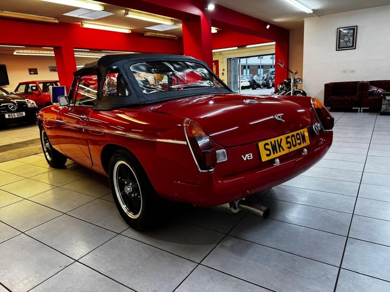 1981 MG MGB V8 CONVERTIBLE SEBRING REP Petrol Manual