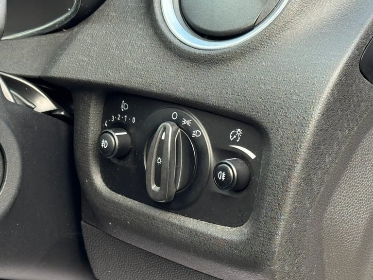 2015 Ford Fiesta 1.0T EcoBoost Zetec Hatchback 5dr Petrol Powershift Euro 6 (100 ps) Hatchback Pe...