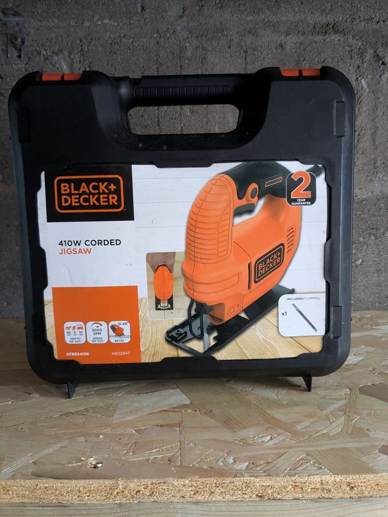 Black and Decker 410w compact corded jigsaw