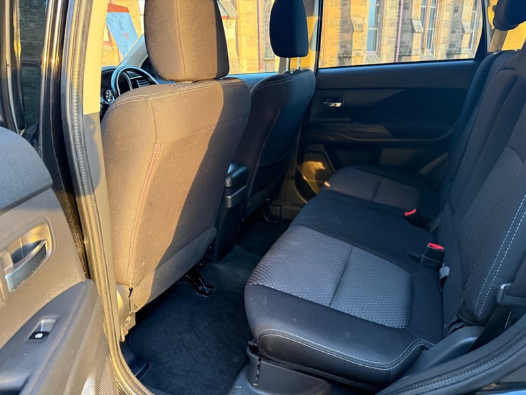 2017 Mitsubishi Outlander 2.2 DI-D 3 5dr Auto ESTATE Diesel Automatic