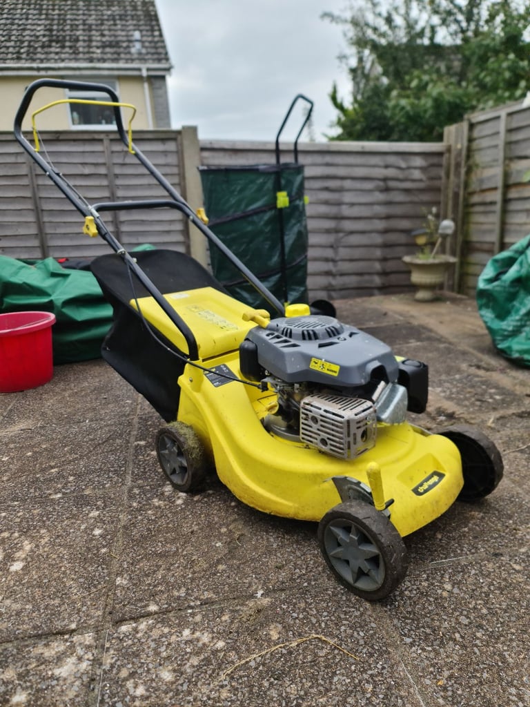 Challenge XSS40E Lawnmower