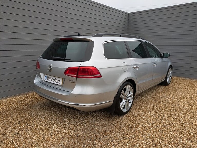 2014 Volkswagen Passat 2.0 TDI Bluemotion Tech Executive Style 5dr DSG ESTATE DIESEL Automatic