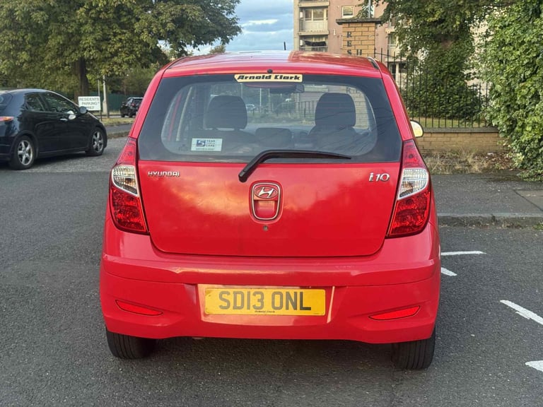 Hyundai, I10, Hatchback, 2013, Manual, 1248 (cc), 5 doors full years mot tax only 20£ years 