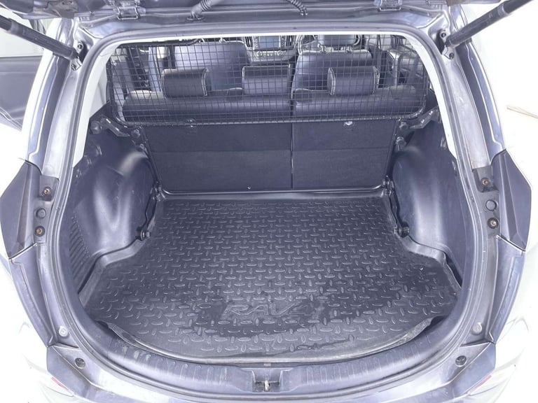 2016 Toyota RAV4 2.0 D-4D Excel SUV 5dr Diesel Manual Euro 6 (s/s) (143 ps) PARK SENSORS+CRU SUV ...