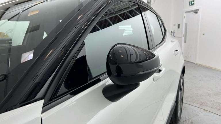 2025 Volvo EX30 Plus, Single Motor Extended Range, Electric Estate Electric Automatic