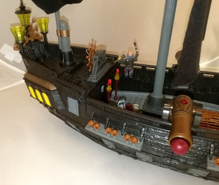Mega Bloks 1017 Black Pearl Ship Pirates Of The Caribbean Dead Man's Chest