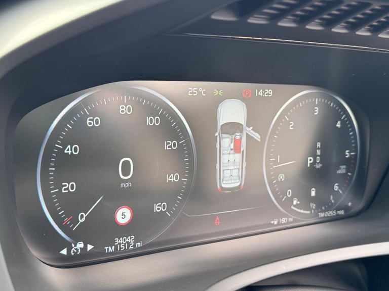 2019 Volvo XC90 2.0 B5 MHEV R-Design Pro Auto 4WD Euro 6 (s/s) 5dr ESTATE Diesel/Electric Hybrid ...