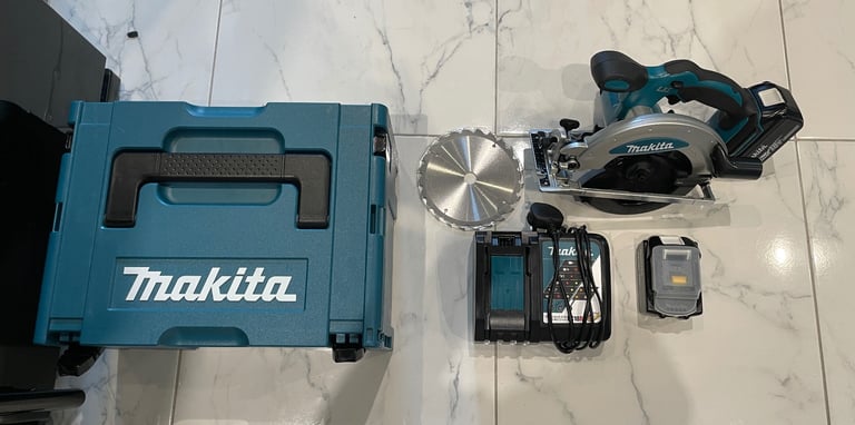 (NEW) Makita DSS610RTJ 18v LXT 165mm Circular Saw Inc 2x 5.0Ah Batts