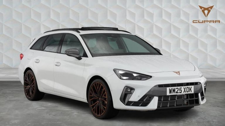 image for 2025 Cupra Leon 1.5 eTSI 150 V3 5dr DSG Automatic Estate Petrol Automatic