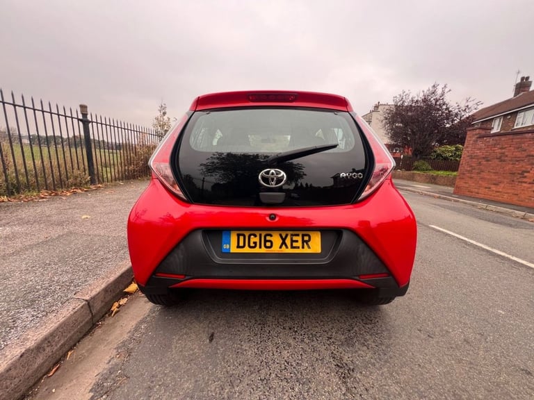 2016 16 TOYOTA AYGO 1.0 VVT-I X-PLAY HATCHBACK 3DR PETROL MANUAL EURO 6 (68 PS)