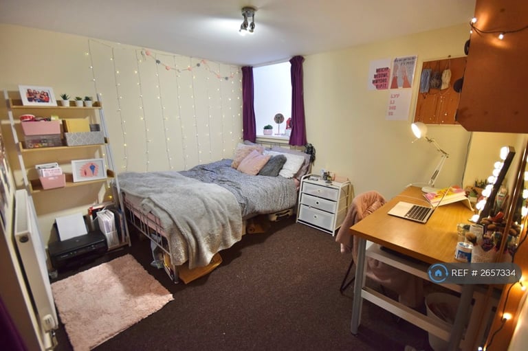 9 bedroom house in Coburn Street, Cardiff, CF24 (9 bed) (#2657334)