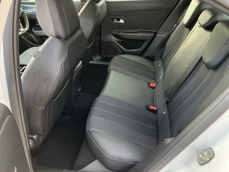 2022 Vauxhall Mokka 1.2 Turbo Elite Edition 5dr Auto SUV PETROL Automatic