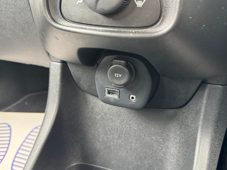 2016 Toyota AYGO 1.0 VVT-i X 5dr ULEZ  £20 Road Tax HATCHBACK Petrol Manual