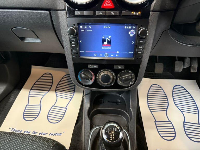 2010 Vauxhall Corsa 1.4i 16V [100] SE 5dr HATCHBACK Petrol Manual