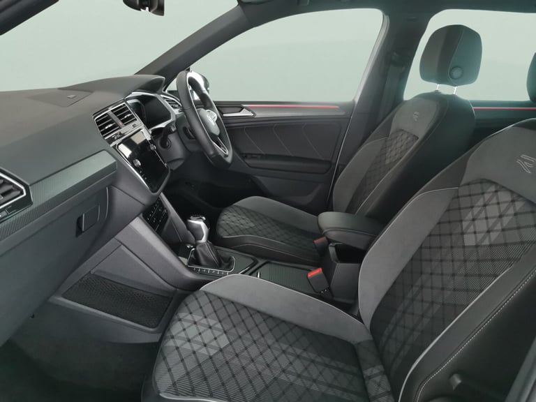 2023 Volkswagen Tiguan 1.4 TSI eHybrid R-Line 5dr DSG ESTATE PETROL/ELECTRIC Automatic