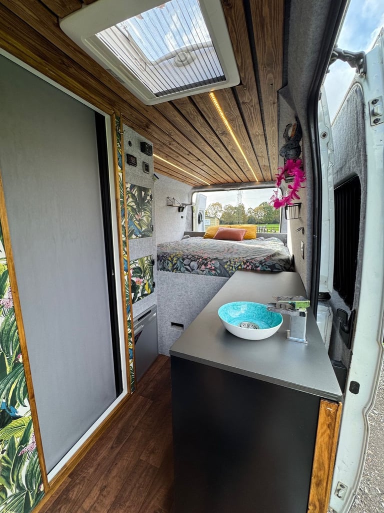 2016 Peugeot Boxer LWB Campervan - Full Off Grid - Shower & Toilet - 600 Watt Solar 