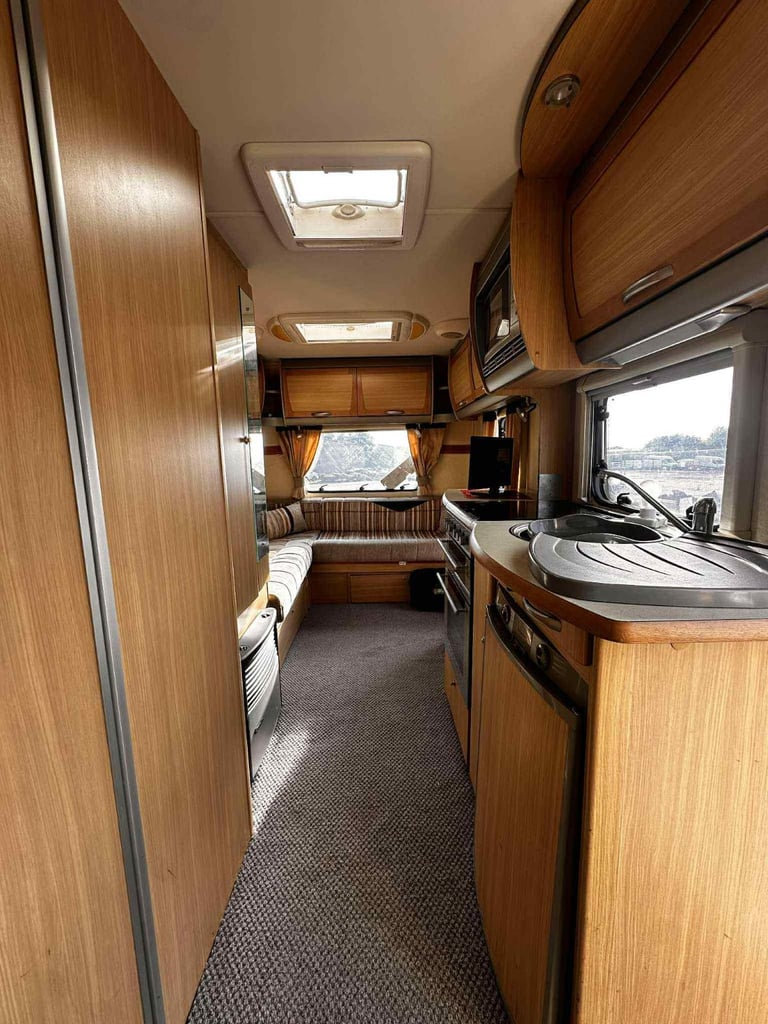 Bessiecarr e425 2008 motorhome