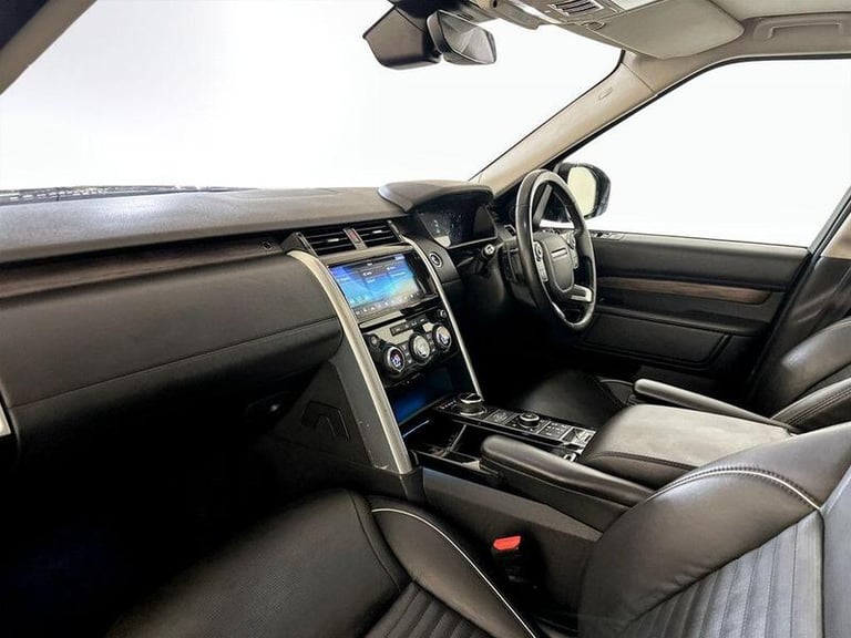 2018 Land Rover Discovery 3.0 Si6 V6 HSE Luxury Auto 4WD Euro 6 (s/s) 5dr Automatic SUV Petrol Au...