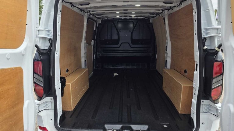 2024 Ford Transit Custom 2.0 EcoBlue 136ps H1 Van Limited Van Diesel Manual