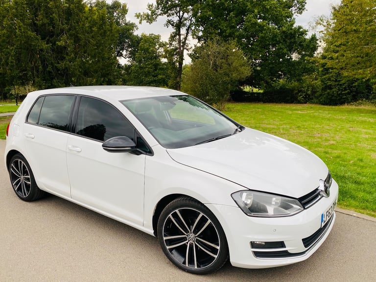 image for Volkswagen GOLF GT Automatic Full Service History 11 Months MOT & £35 Road TAX & BHP 150 & 2 Keys