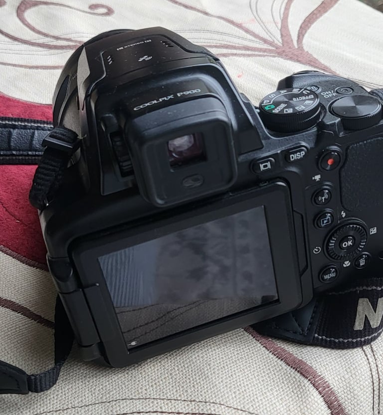 Nikon Coolpix P900 (black)