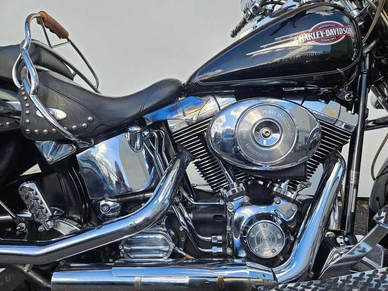 Harley-Davidson FLSTCI 1450 heritage softail classic 