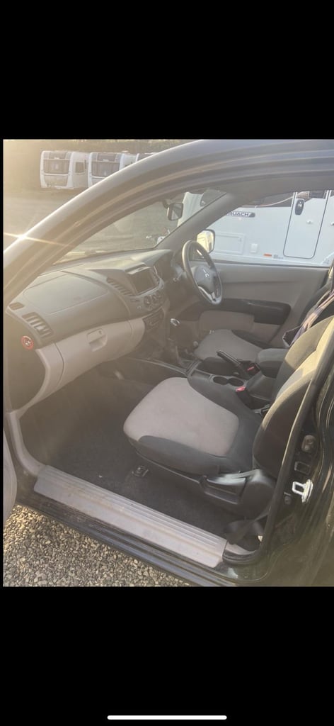 Mitsubishi L 200