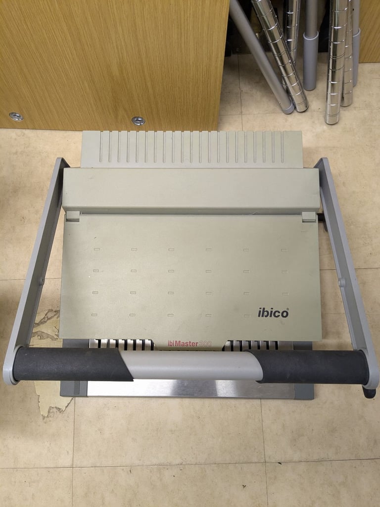 IBICO Ibi Master 300 Comb Binding Machine 