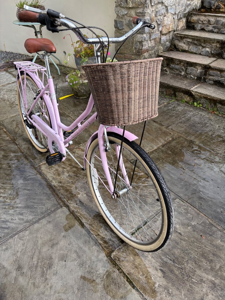 image for Pink Vintage Style Nike 