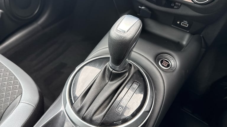 2022 Nissan Juke 1.0 DIG-T N-Connecta SUV 5dr Petrol DCT Auto Euro 6 (s/s) (114 ps) SUV Petrol Au...