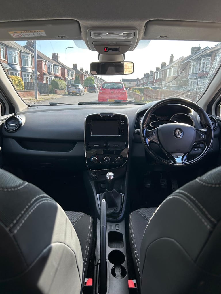 Renault, CLIO, Hatchback, 2014, Manual, 1149 (cc), 5 doors
