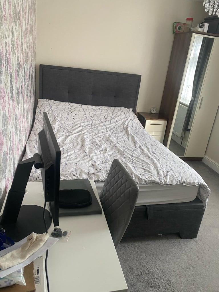 Room for rent in Morden 