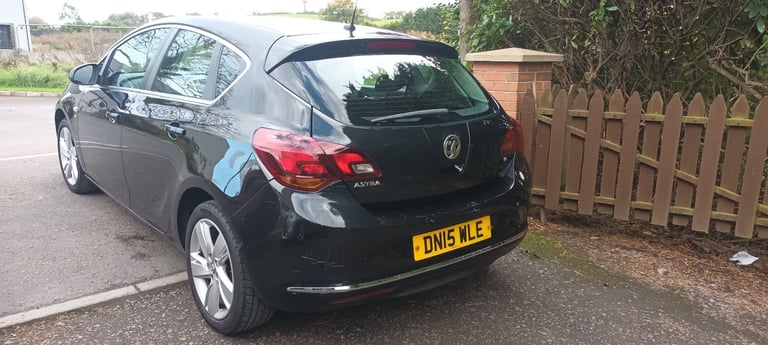 Vauxhall, ASTRA, Hatchback, 2015, Manual, 1598 (cc), 5 doors
