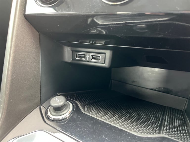 2018 Volkswagen T-Roc SE TSI Hatchback Petrol Manual