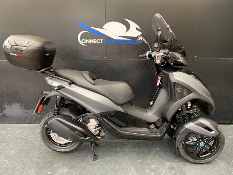 image for PIAGGIO MP3 300 YOURBAN LT LOW MILEAGE HPI CLEAR 