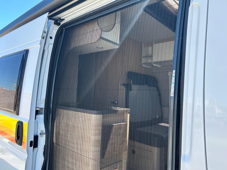 Fiat Weinsberg Carabus 600 MQ R | 4 Berth | Fully Equipped