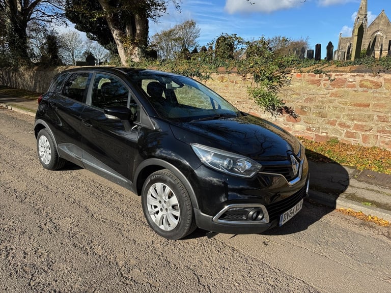 image for 2014 Renault Captur 1.5 dCi 90 Expression+ Energy 5dr HATCHBACK Diesel Manual